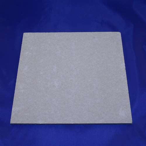 Bench Mat Basic 230 x 230mm School Science Equipment brecklandscientific.co.uk